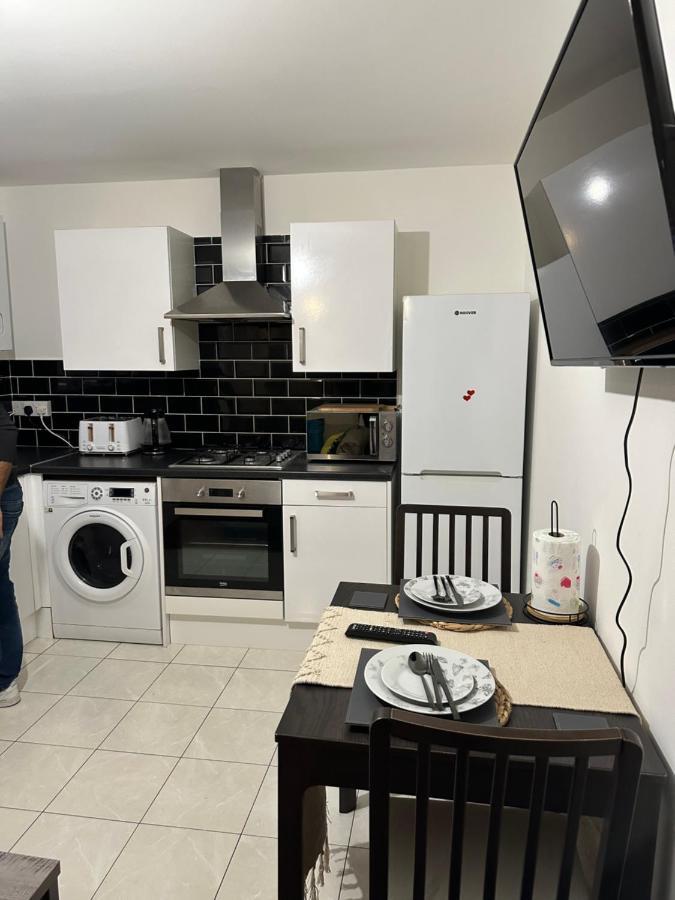 Beautiful Hoe Street Dream Ground Floor One Bedroom Apartment London Exterior photo